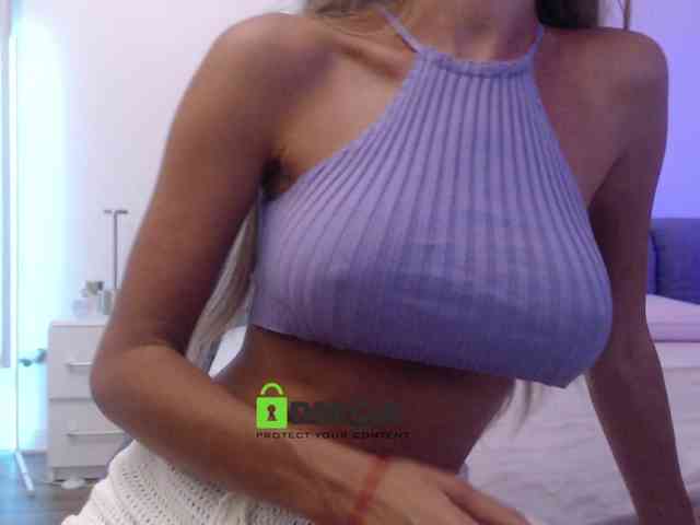 MaxineDi webcam