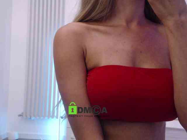 MaxineDi webcam