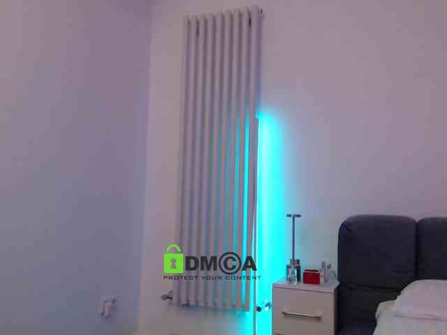 MaxineDi webcam