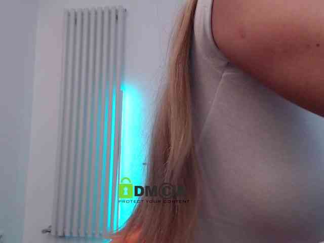 MaxineDi webcam