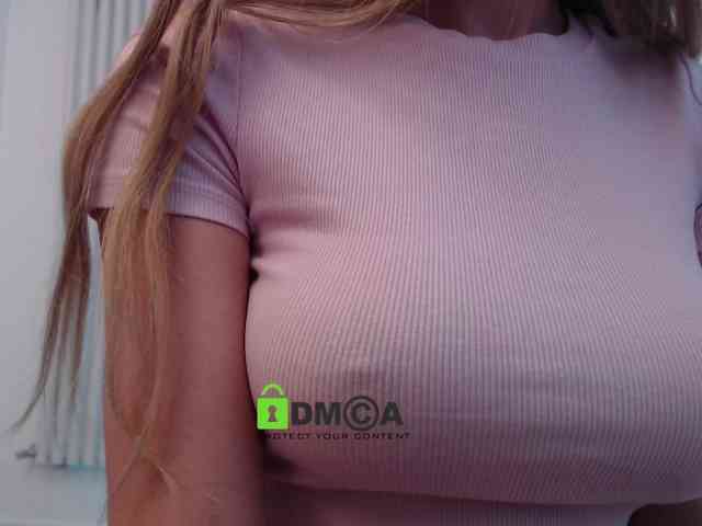 MaxineDi webcam