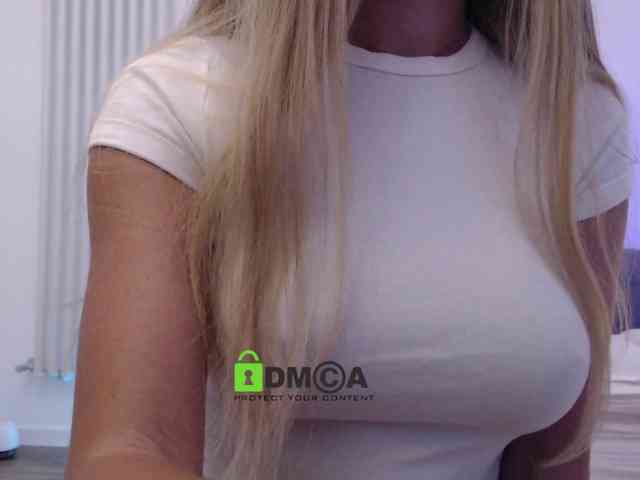 MaxineDi webcam