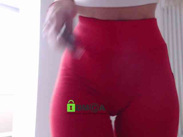 MaxineDi webcam