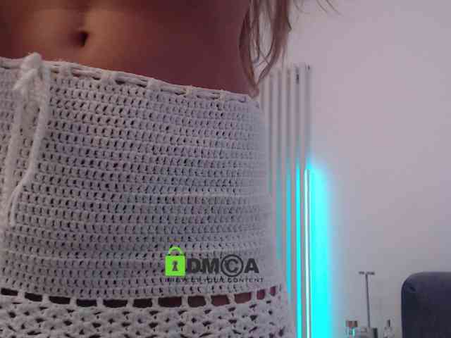 MaxineDi webcam