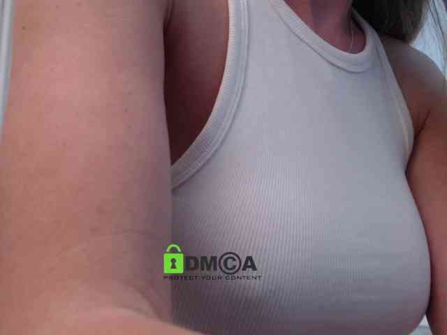 MaxineDi webcam