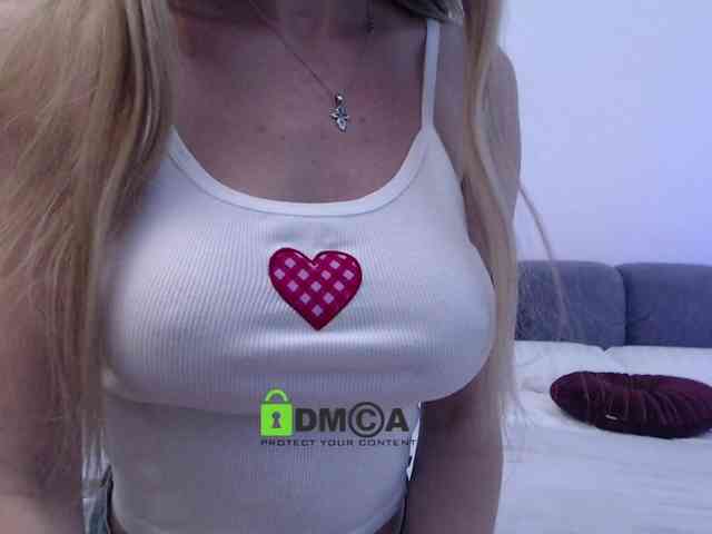MaxineDi webcam