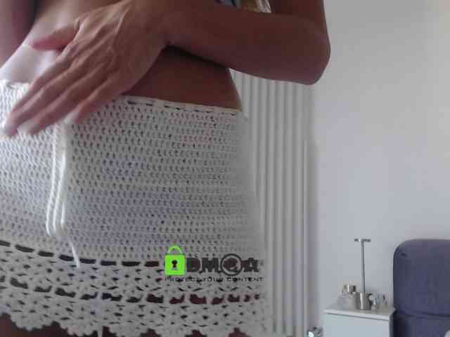 MaxineDi webcam