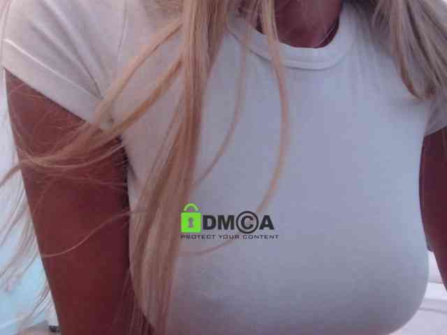 MaxineDi webcam