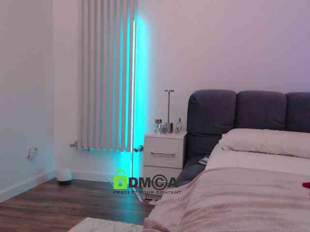 MaxineDi webcam