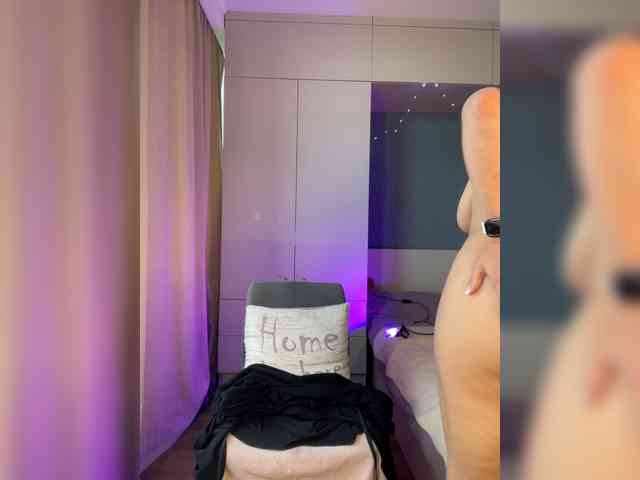 Модель: MelenaFox