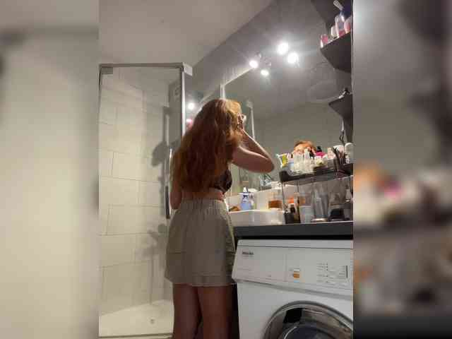-wowFox- Sex Cam Show