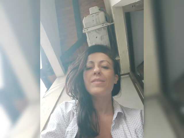 lovehornyman live cam on BongaCams