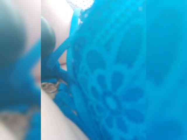 Lovehornyman webcam