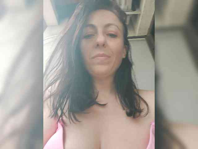 Lovehornyman webcam