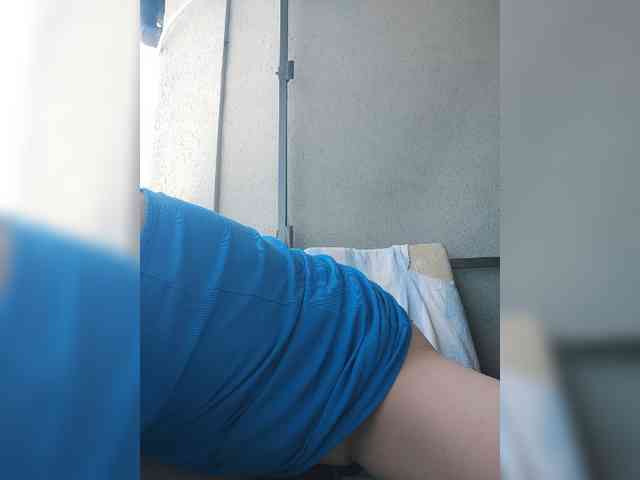 Lovehornyman webcam