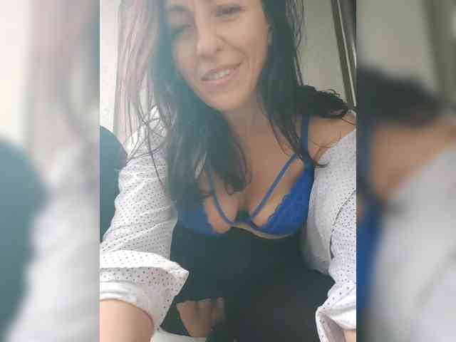 Modella: Lovehornyman