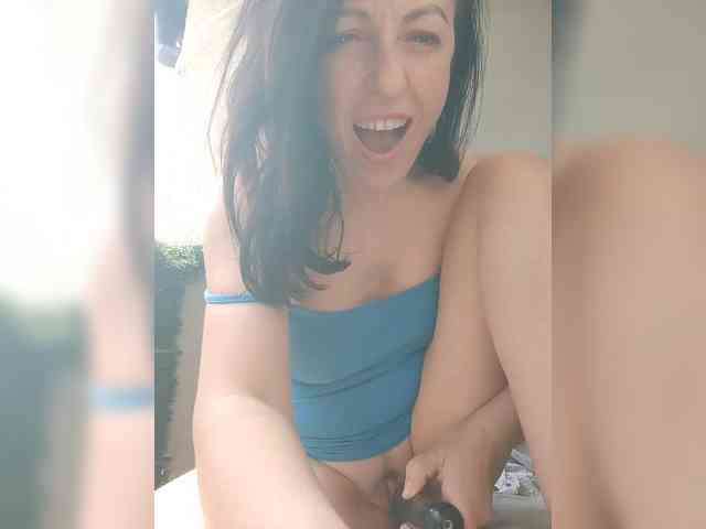 Lovehornyman webcam