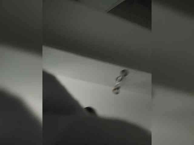 Lovehornyman webcam