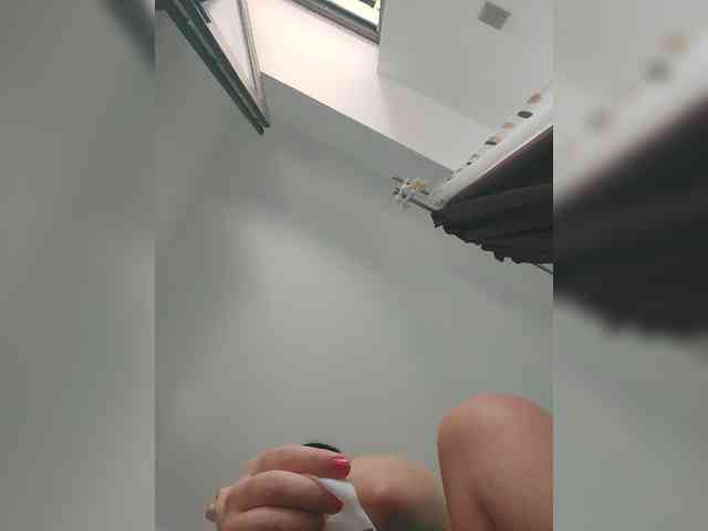 Lovehornyman webcam