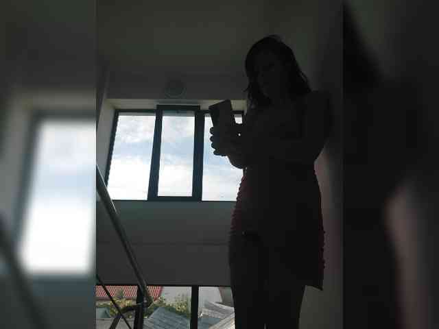 Lovehornyman webcam
