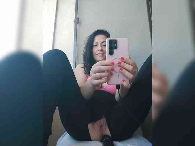 Modella: Lovehornyman
