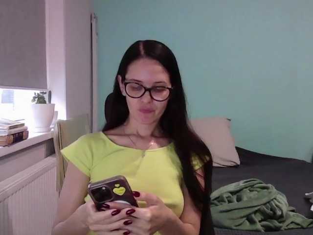 MilaBi-192569 live cam on BongaCams