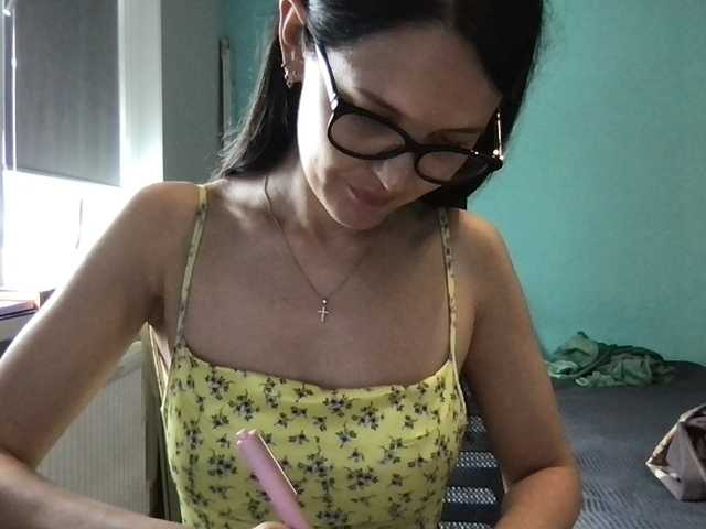 MilaBi-192569 live cam on BongaCams