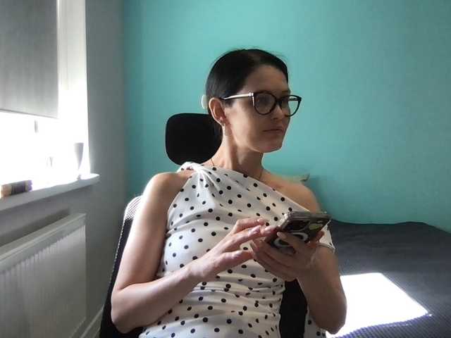 le modèle MilaBi-192569 est en webcam porno dans un show sur le site bongacams, il possède les tags suivants: White/Caucasian,Brunette,Shaved