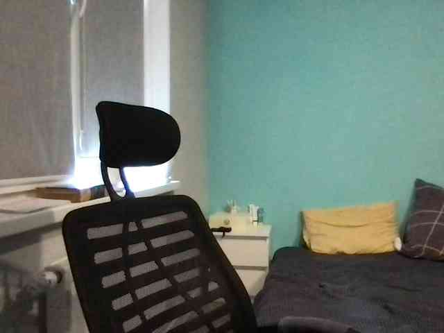 MilaBi-192569 webcam