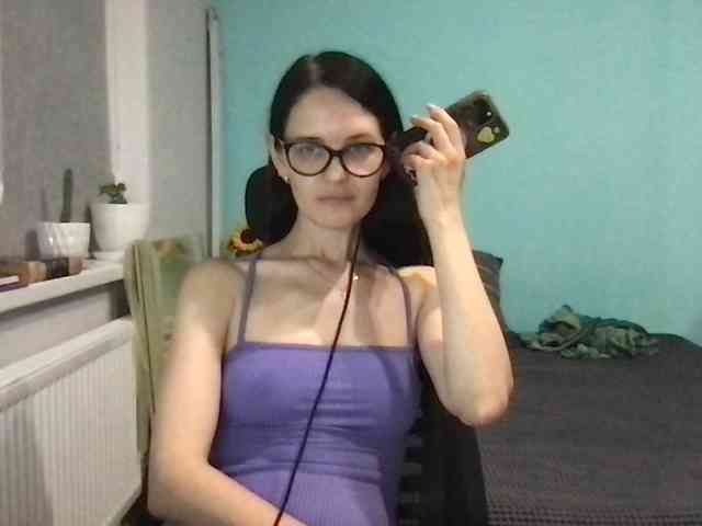 MilaBi-192569 webcam