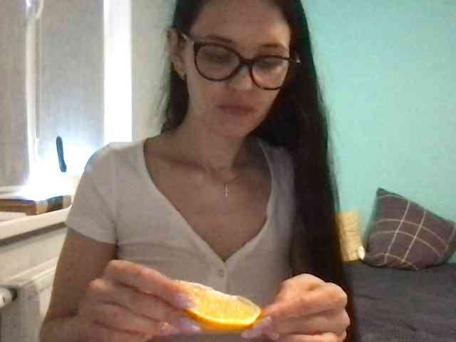 MilaBi-192569 webcam