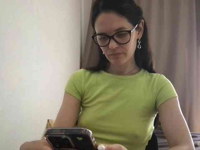 MilaBi-192569 webcam