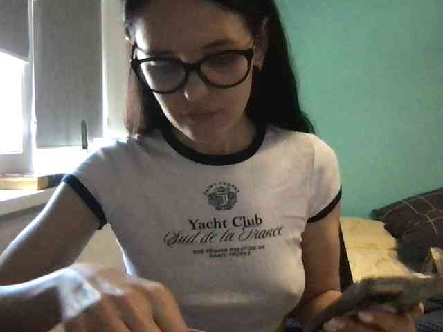 MilaBi-192569 webcam