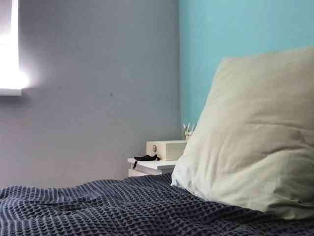 MilaBi-192569 webcam