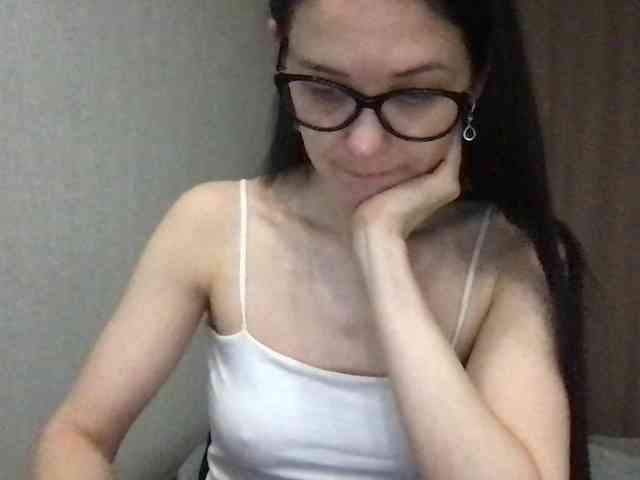 MilaBi-192569 webcam