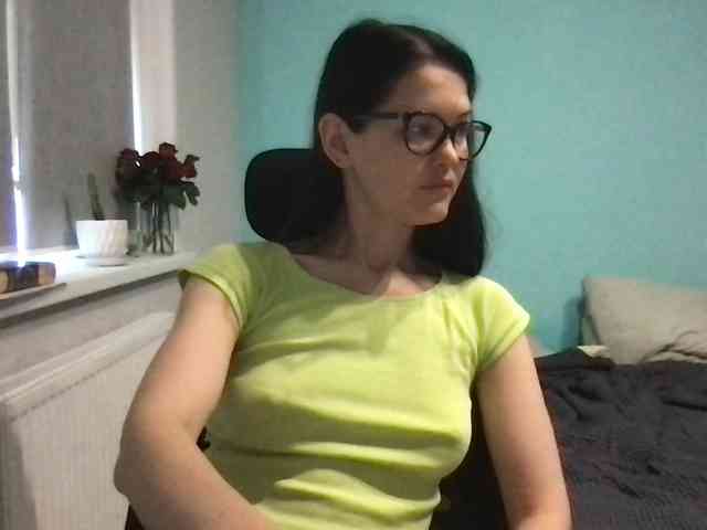 MilaBi-192569 webcam