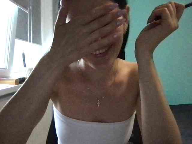 MilaBi-192569 webcam