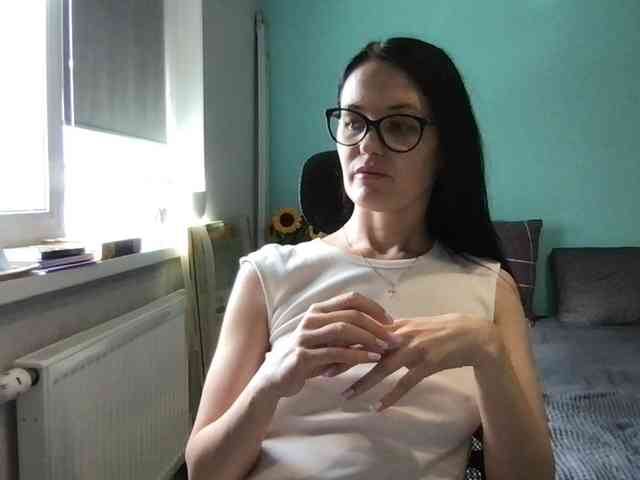 MilaBi-192569 webcam