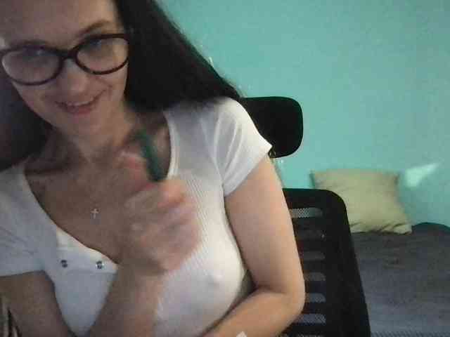 MilaBi-192569 webcam