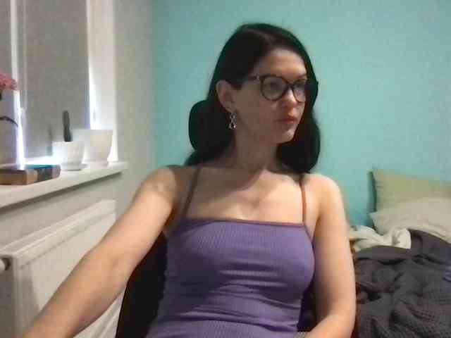 MilaBi-192569 webcam
