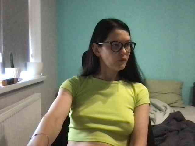 MilaBi-192569 webcam