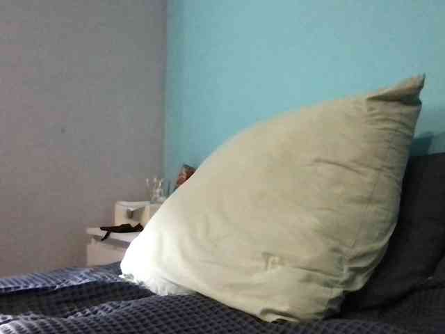 MilaBi-192569 webcam