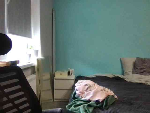 MilaBi-192569 webcam