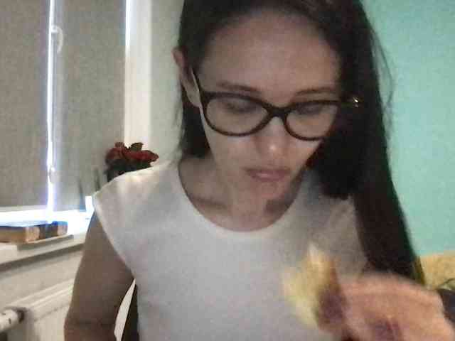 MilaBi-192569 webcam