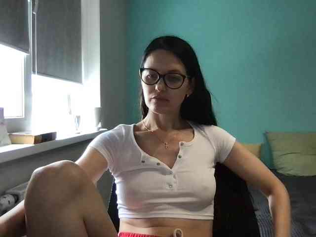 MilaBi-192569 webcam