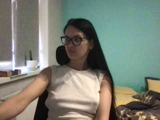 MilaBi-192569 webcam