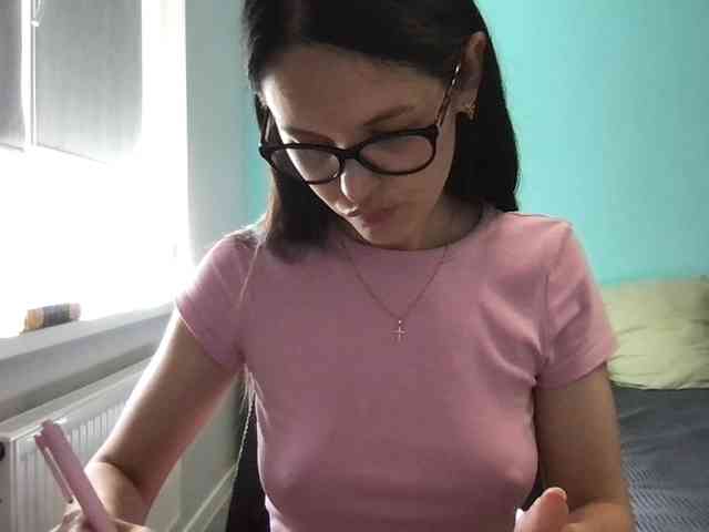 MilaBi-192569 webcam