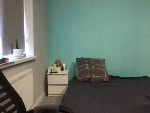 MilaBi-192569 webcam