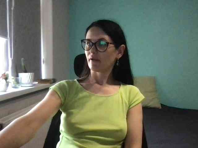 MilaBi-192569 webcam