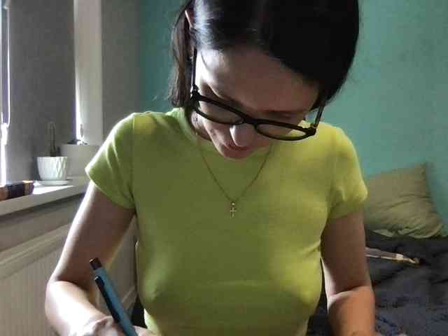 MilaBi-192569 webcam